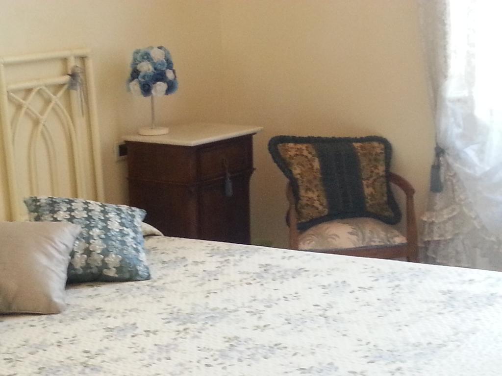 Bed and Breakfast Casa Simonetti Torre del Lago Puccini Habitación foto
